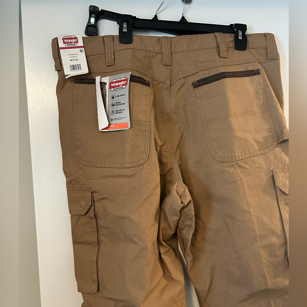 NWT. Wrangler Rancher work pants, khaki, men’s size 40x32 - Picture 7 of 9